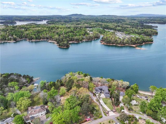 8360 Lanier Drive, Cumming, GA 30041