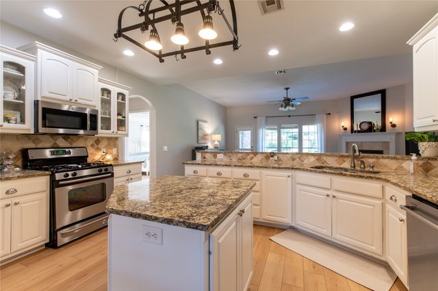 1710 W 118th Street S, Jenks, OK 74037