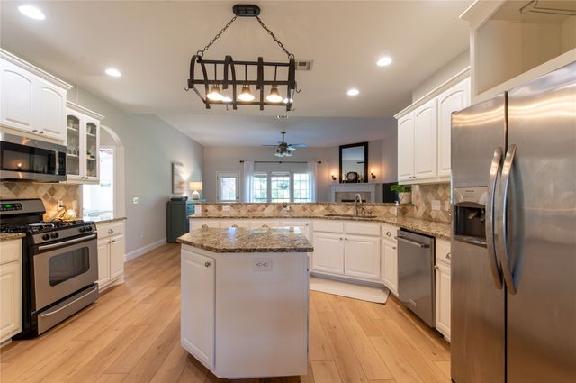 1710 W 118th Street S, Jenks, OK 74037