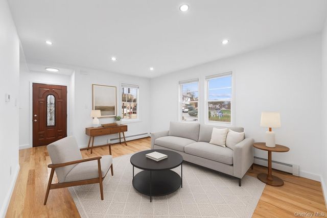 23318 118th Avenue, Cambria Heights, NY 11411