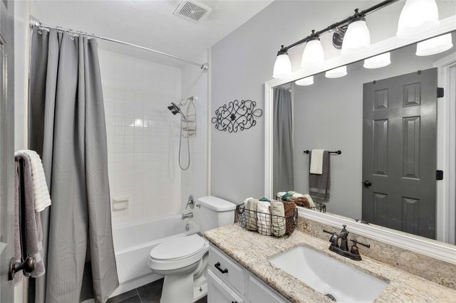 2015 Magnolia Bend, Baytown, TX 77523