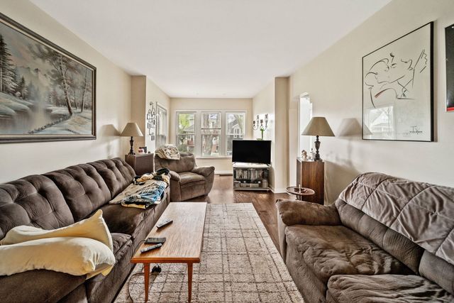 4131 N Richmond Street, Chicago, IL 60618