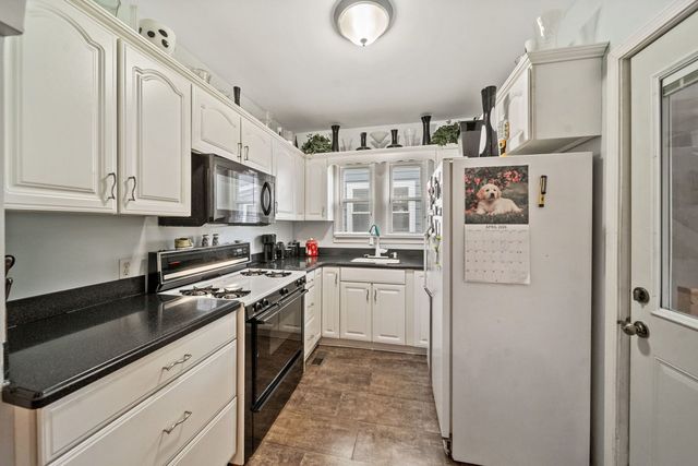 4131 N Richmond Street, Chicago, IL 60618