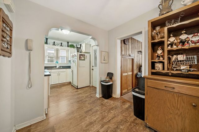 4131 N Richmond Street, Chicago, IL 60618