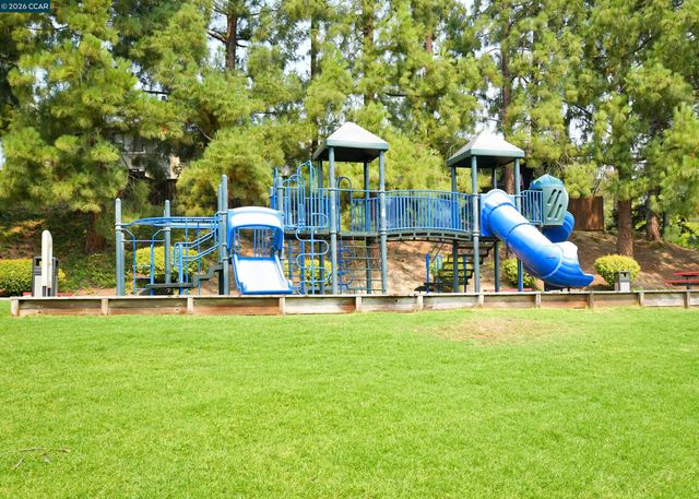 2402 Silk Tree Ct., Martinez, CA 94553