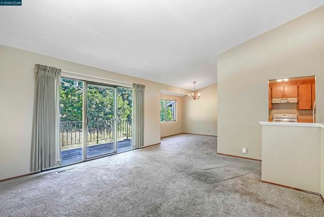 2402 Silk Tree Ct., Martinez, CA 94553