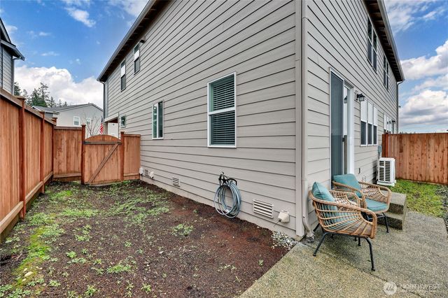 6487 Randolph Drive NE, Bremerton, WA 98311