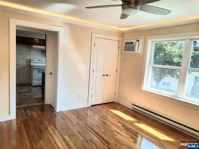 15 Plauderville Avenue 4, Garfield, NJ 07026