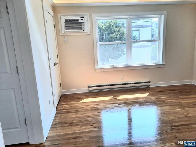 15 Plauderville Avenue 4, Garfield, NJ 07026