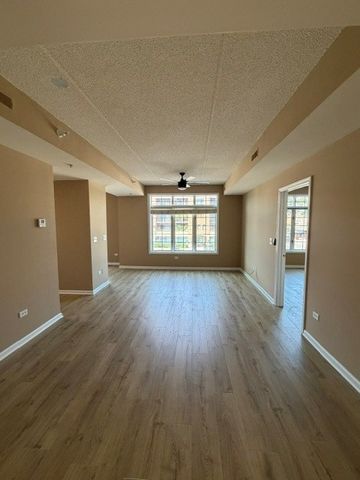 105 W Saint Charles Road 201, Lombard, IL 60148