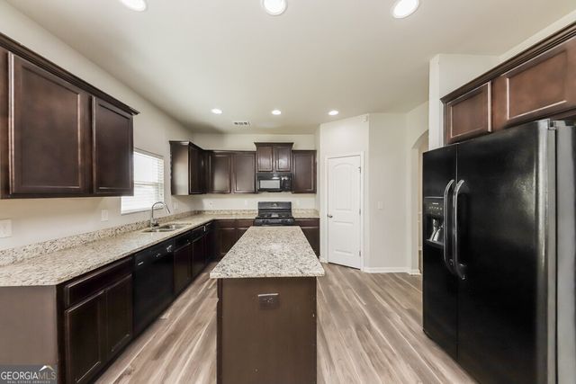 69 Calm Waters Avenue, Hiram, GA 30141