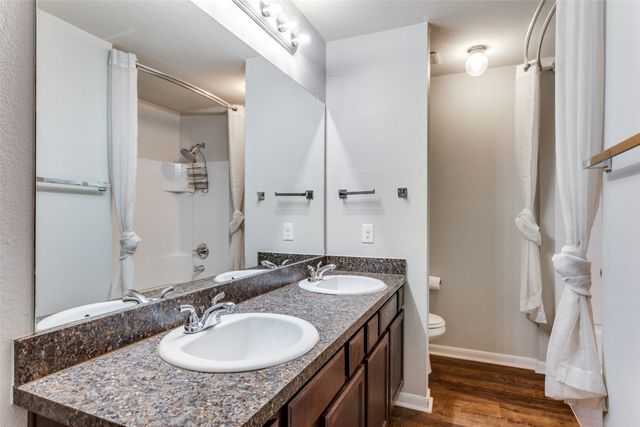 2252 Old Leonard Street, Fort Worth, TX 76119