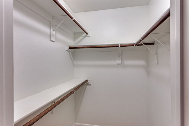 2252 Old Leonard Street, Fort Worth, TX 76119