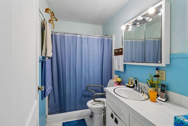 398 Pleasant View Drive, Des Moines, IA 50315