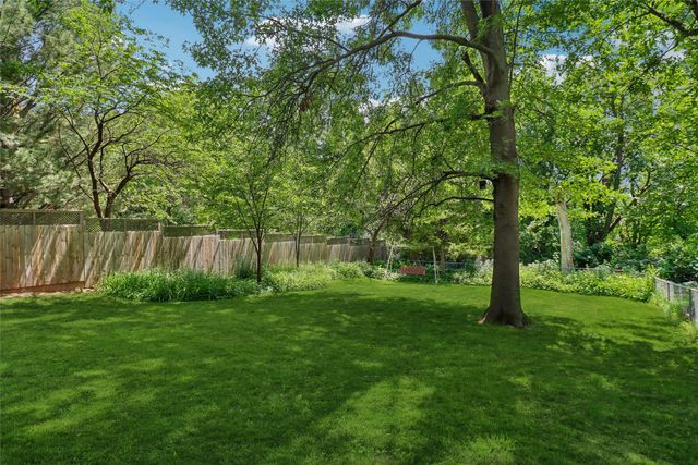 398 Pleasant View Drive, Des Moines, IA 50315