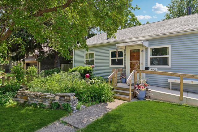 398 Pleasant View Drive, Des Moines, IA 50315