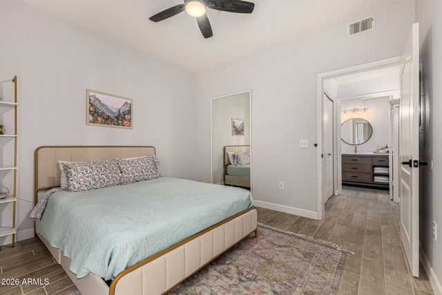 2929 W YORKSHIRE Drive 1085, Phoenix, AZ 85027