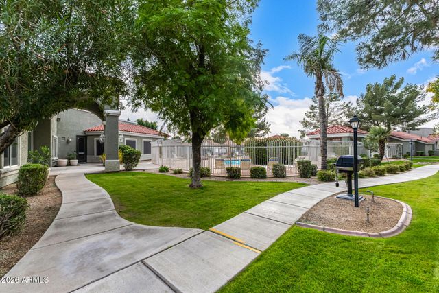 2929 W YORKSHIRE Drive 1085, Phoenix, AZ 85027