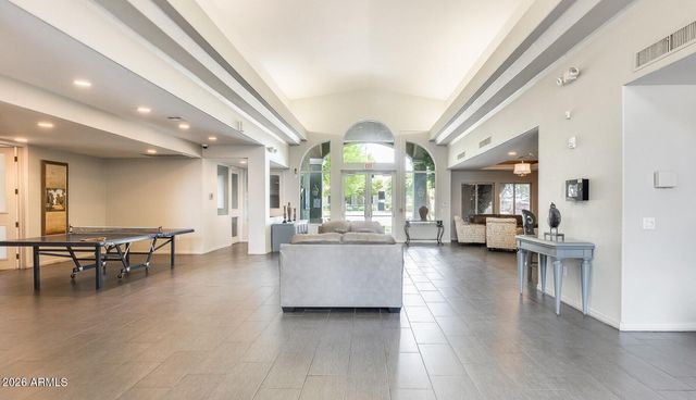 2929 W YORKSHIRE Drive 1085, Phoenix, AZ 85027