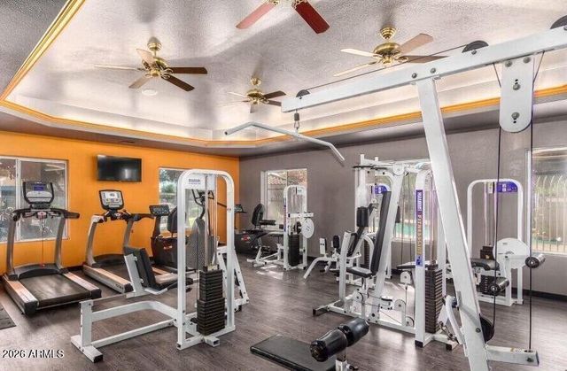 2929 W YORKSHIRE Drive 1085, Phoenix, AZ 85027