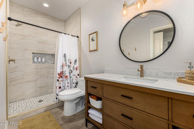 2929 W YORKSHIRE Drive 1085, Phoenix, AZ 85027