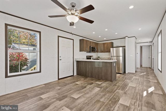 3000 E HIGH ST #96, Pottstown, PA 19464