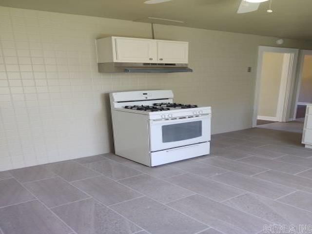 633 4th Street, Hot Springs, AR 71913