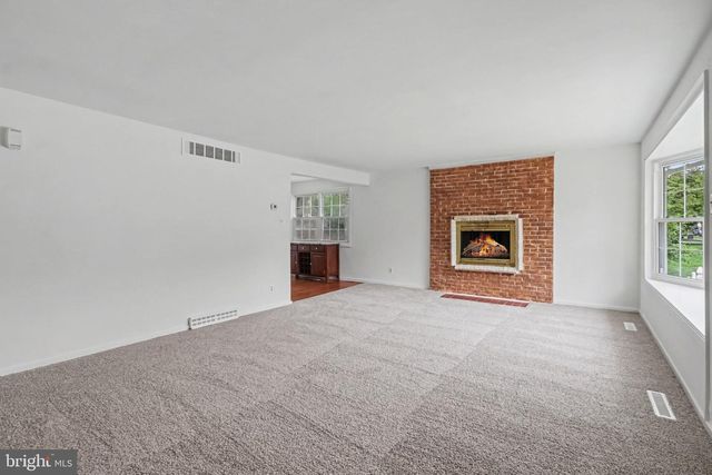 1908 LETCHWORTH DR, Camp Hill, PA 17011