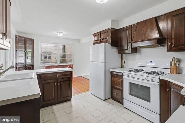 1908 LETCHWORTH DR, Camp Hill, PA 17011