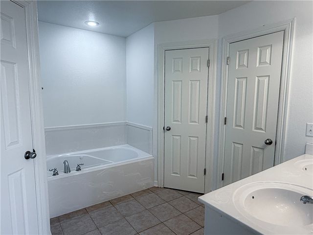 340 Brandons Loop, Springdale, AR 72762