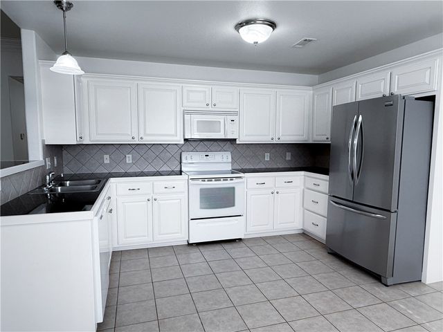 340 Brandons Loop, Springdale, AR 72762