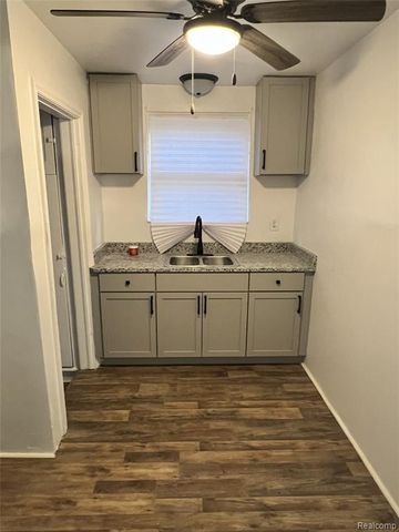 12124 Asbury Park, Detroit, MI 48227