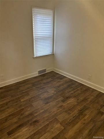 12124 Asbury Park, Detroit, MI 48227