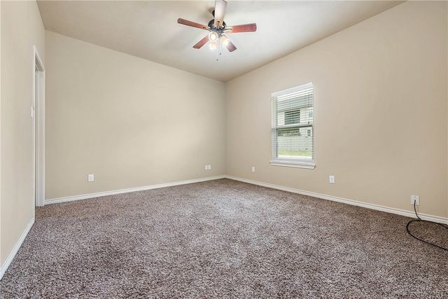 3352 Keefer Loop, College Station, TX 77845