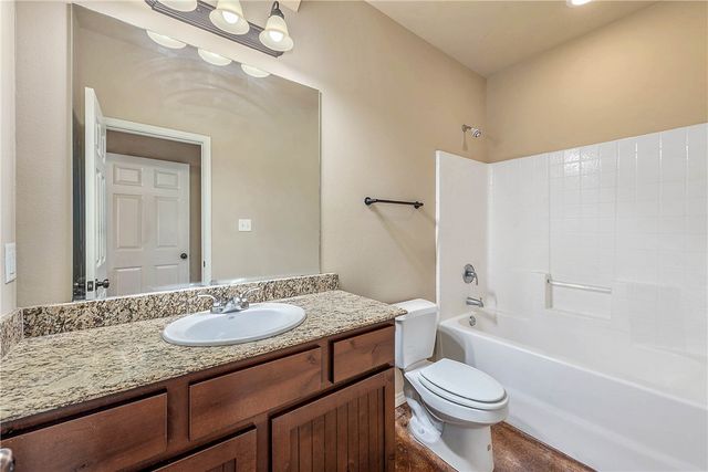 3352 Keefer Loop, College Station, TX 77845