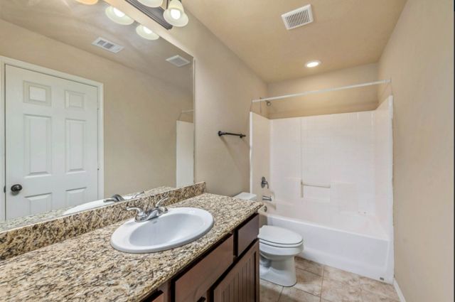 3352 Keefer Loop, College Station, TX 77845