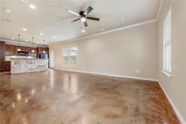3352 Keefer Loop, College Station, TX 77845