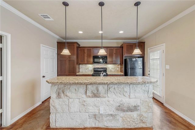 3352 Keefer Loop, College Station, TX 77845