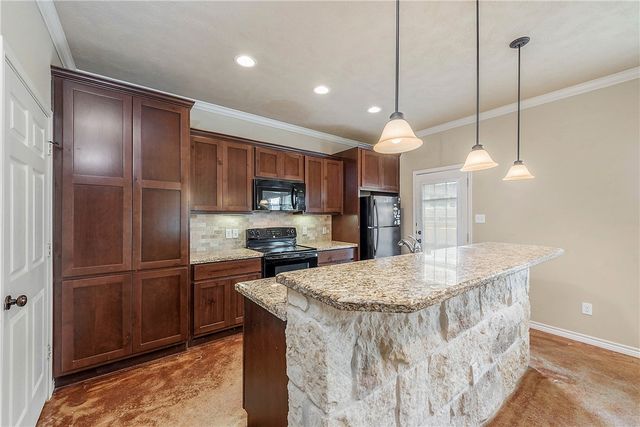 3352 Keefer Loop, College Station, TX 77845