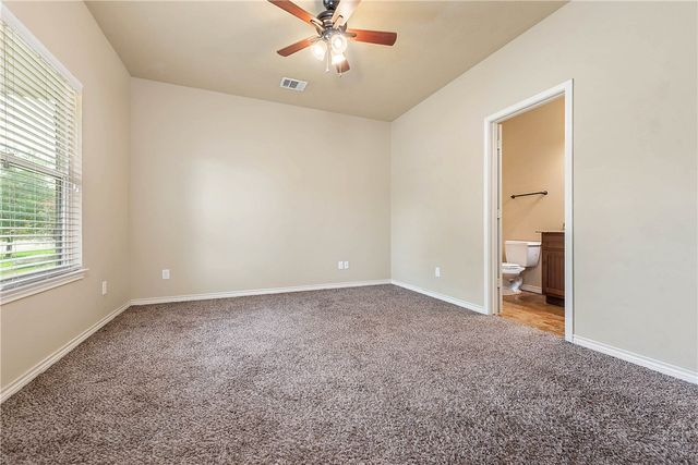 3352 Keefer Loop, College Station, TX 77845