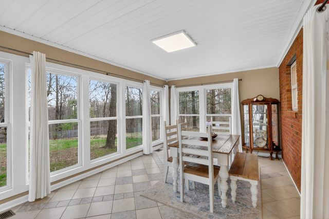2502 Dobbins Pike, Portland, TN 37148
