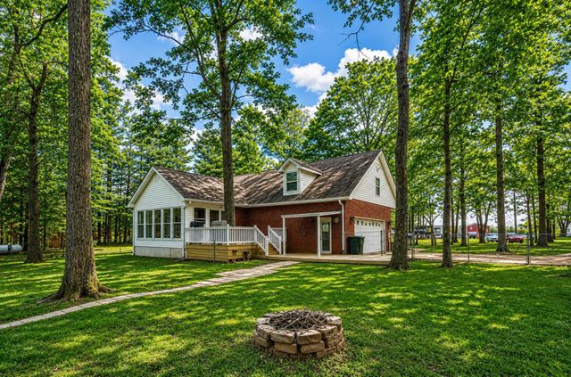 2502 Dobbins Pike, Portland, TN 37148