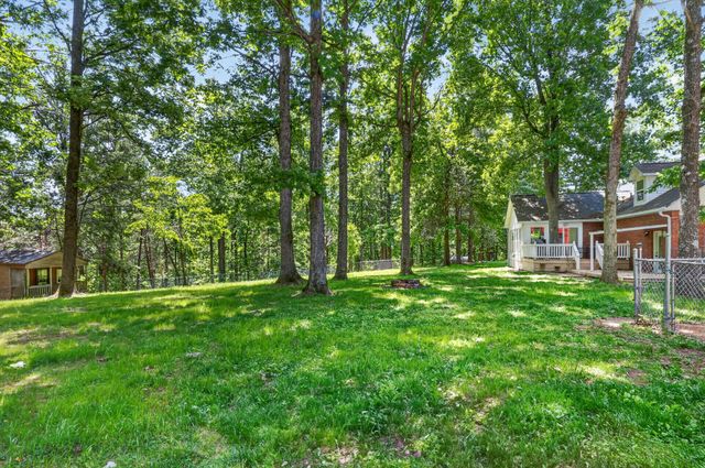 2502 Dobbins Pike, Portland, TN 37148