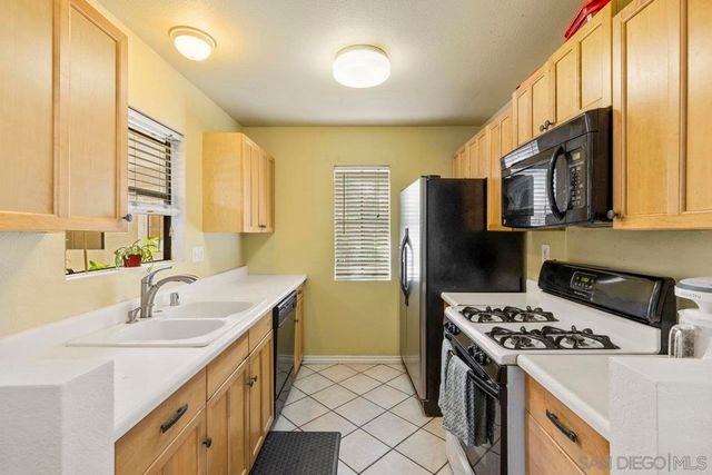 10379 Azuaga St 139, San Diego, CA 92129