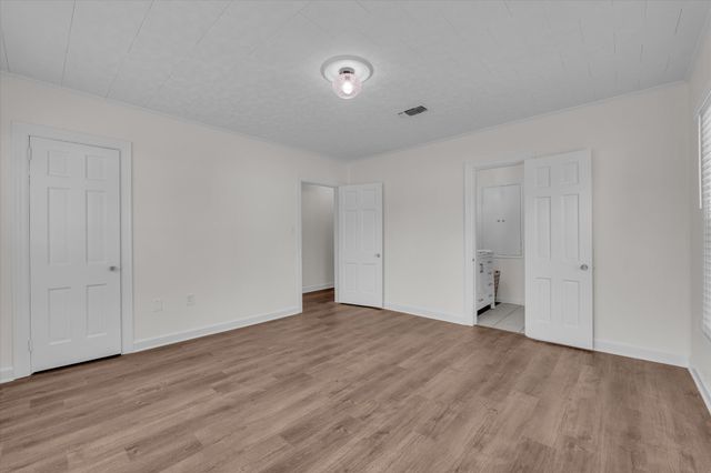 1002 W 3rd Street, Clifton, TX 76634