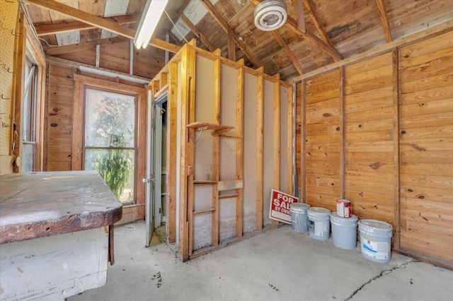1002 W 3rd Street, Clifton, TX 76634