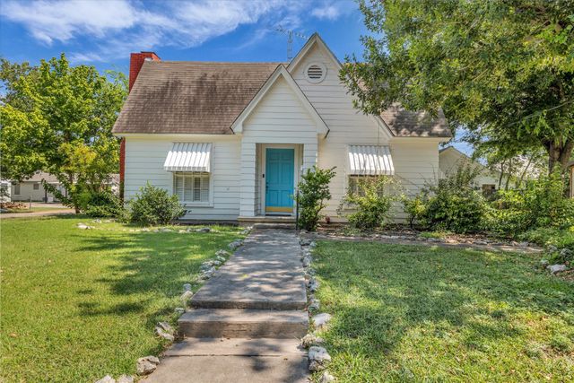 1002 W 3rd Street, Clifton, TX 76634