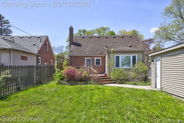 2612 N Wilson Avenue, Royal Oak, MI 48073