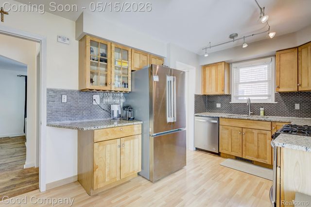 2612 N Wilson Avenue, Royal Oak, MI 48073