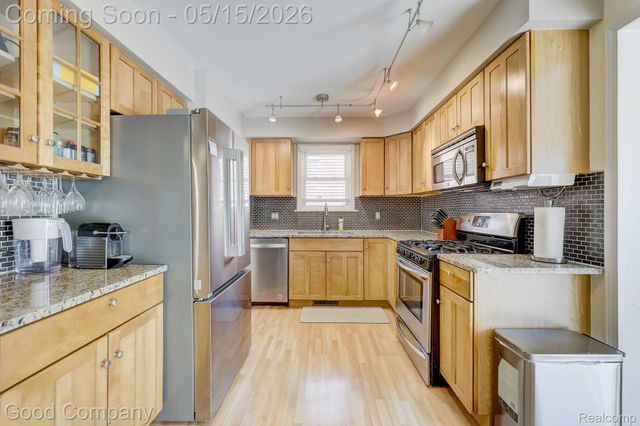 2612 N Wilson Avenue, Royal Oak, MI 48073